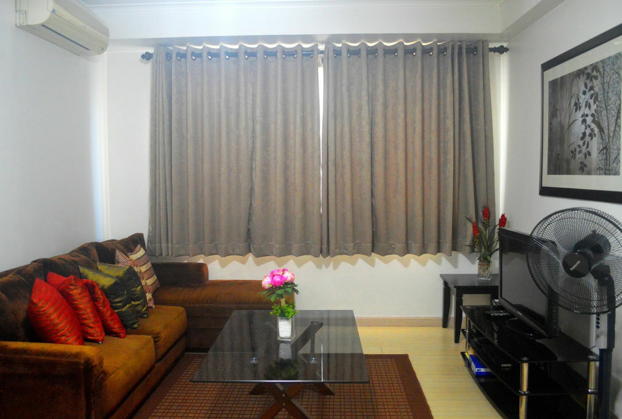 South Of Market Private Residences تاغويغ المظهر الخارجي الصورة